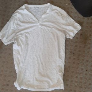 V neck tshirt